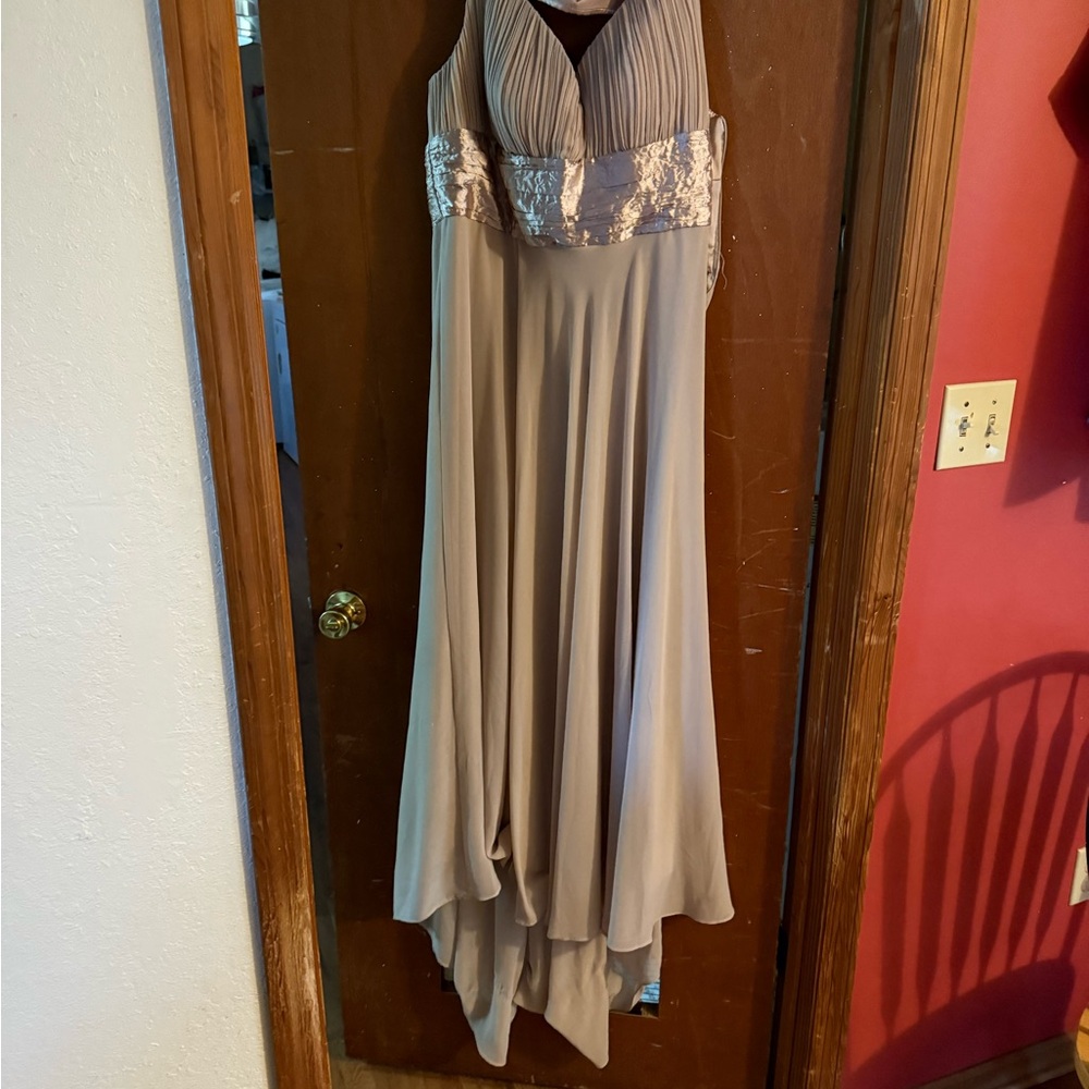 Elegant Beige Evening Gown